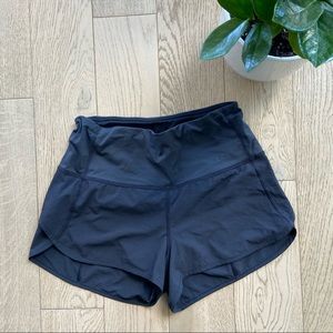Lululemon Women’s Black Shorts Size 6